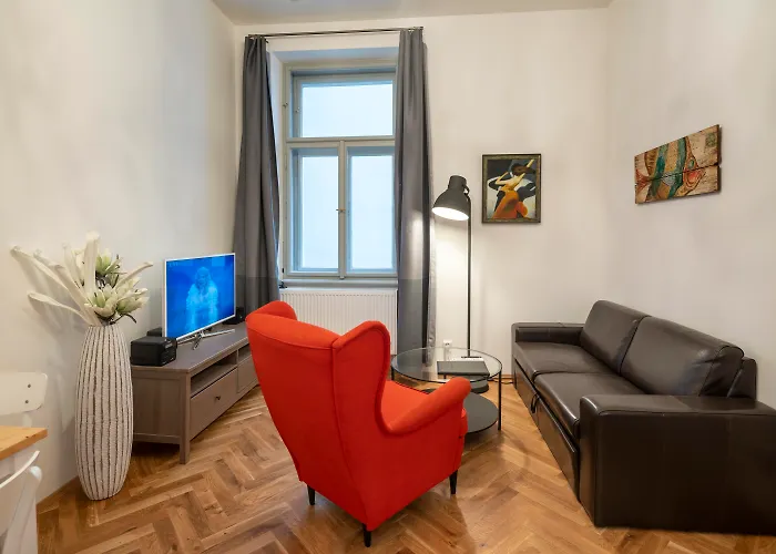 Old Town - Skorepka Отель 3*