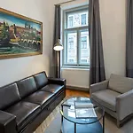 Old Town - Skorepka 3*