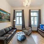 Hotel Old Town - Skorepka